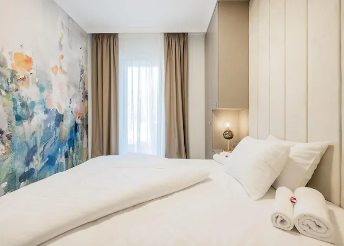 Stylish Ground-floor Comfort W Terrace & Parking 公寓 布达佩斯